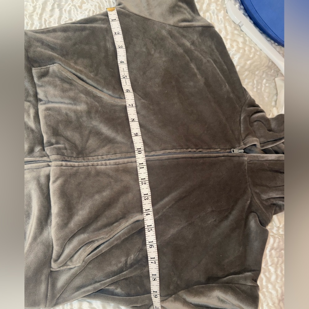 Skims velour hooded hoodie jacket cropped gunmetal grey sz. Large - Picture 6 of 7